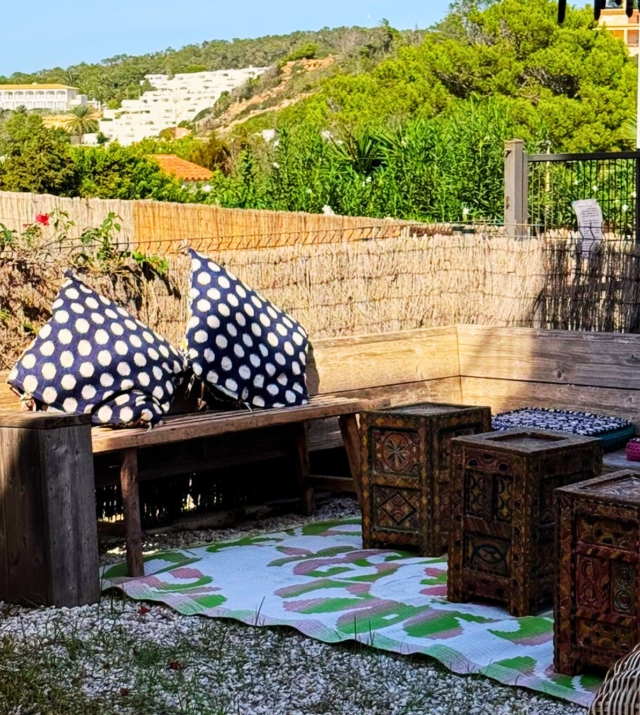 Resa Estates Ibiza Cala Tarida first line 3 bedrooms garden.jpg